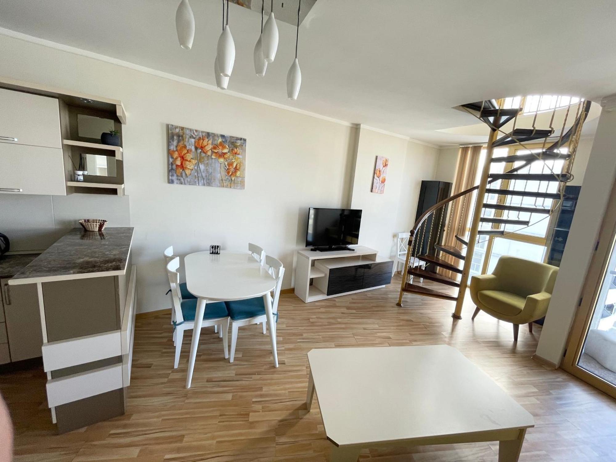 Sea View Apartment Batumi Eksteriør bilde